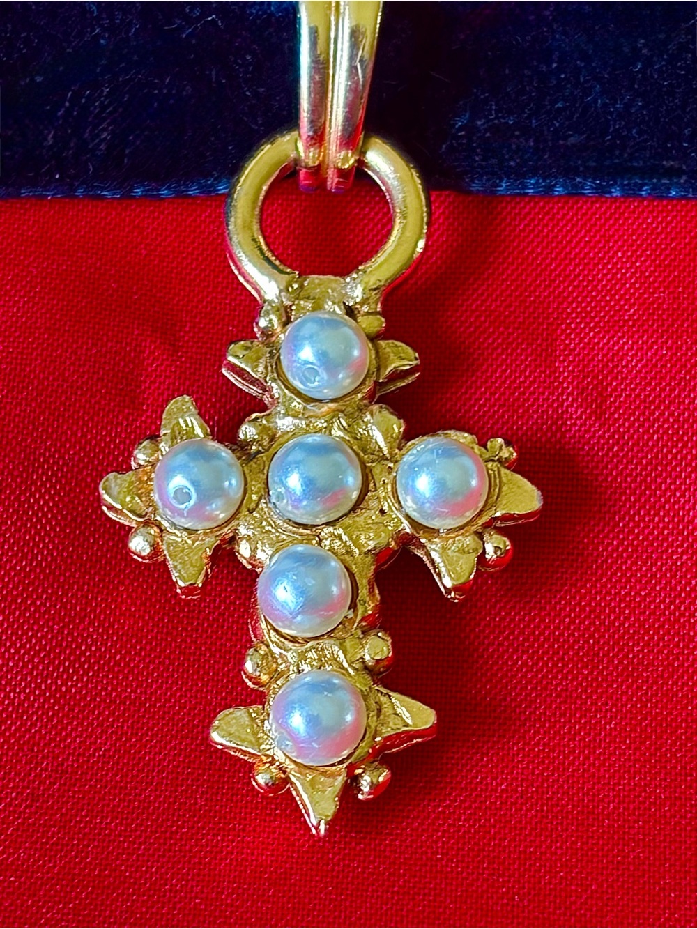 VINTAGE Jacky De G. Women’s Cross Pendant w/ Black Velvet Choker. SIGNED